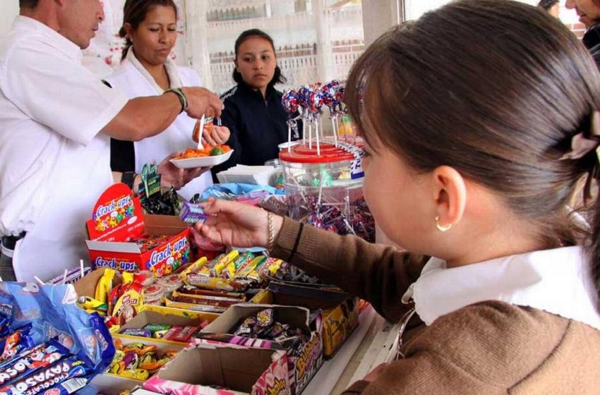  Diputados prohíben venta de comida chatarra en primarias y secundarias
