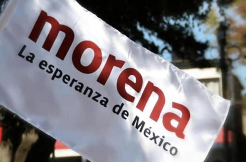  Morena ahora denuncia a Alejandra del Moral por sus espectaculares en Edomex