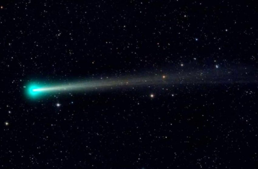  Cometa verde que se acerca a la Tierra después de 50.000 años