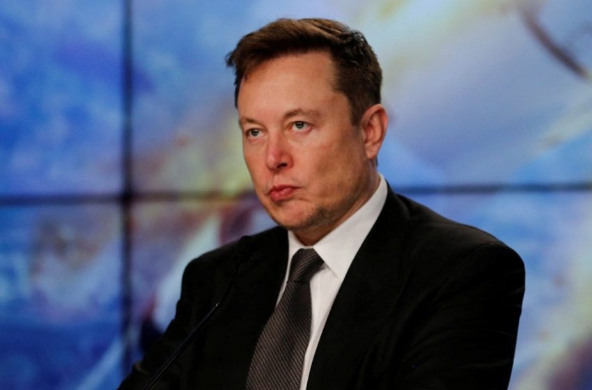  Elon Musk sube al banquillo de los acusados; comparece en juicio por fraude de tuits de Tesla