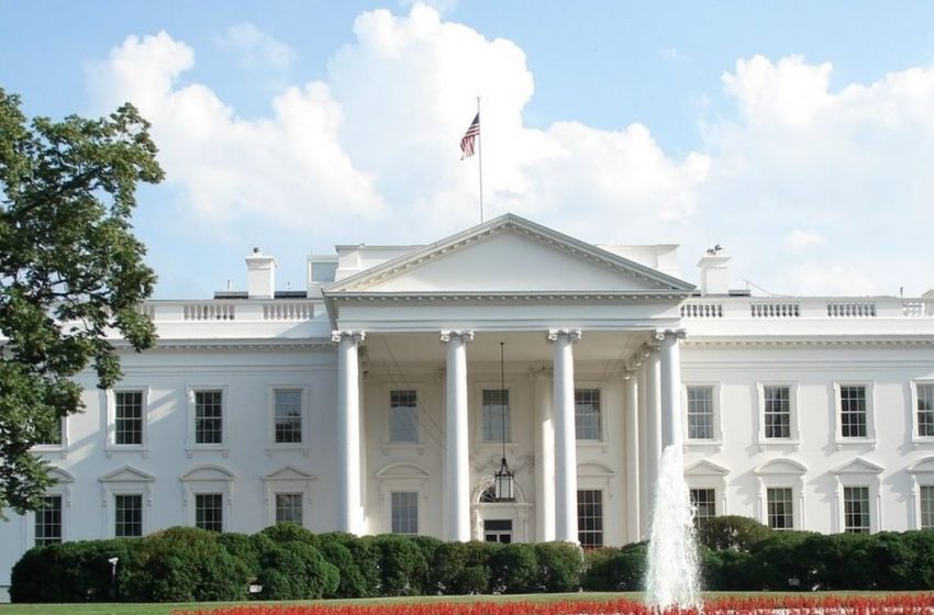 Casa Blanca evalúa controlar el acceso a su sala de prensa