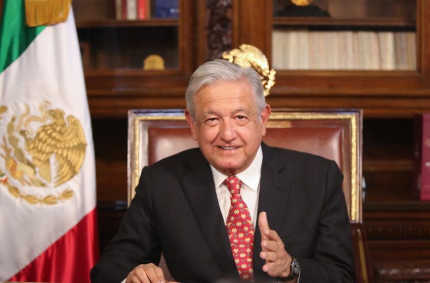  Exclusivo: en su gira por Tabasco, López Obrador dio señales que complican la candidatura de Nahle en Veracruz