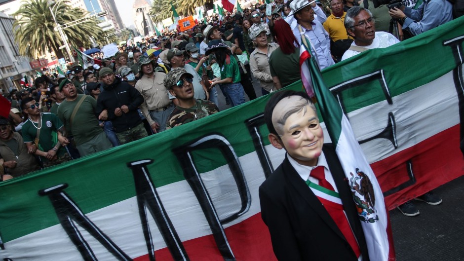 Marcha por militares en CDMX