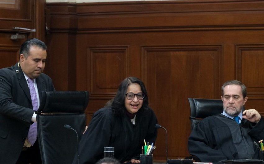 La Corte deja en suspenso la pelea entre MC y la oposición por el control de la Defensoría