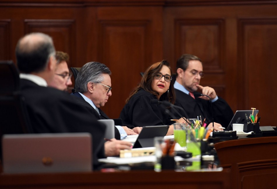 El juez Gómez Fierro consideró probable que la Corte dé revés a la Ley Eléctrica