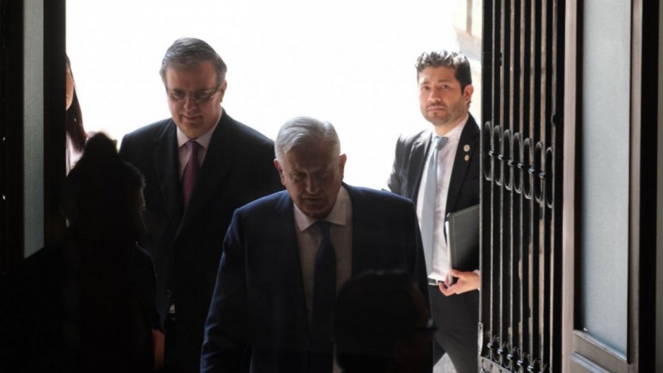 Andrés Manuel López Obrador junto a Marcelo Ebrard.