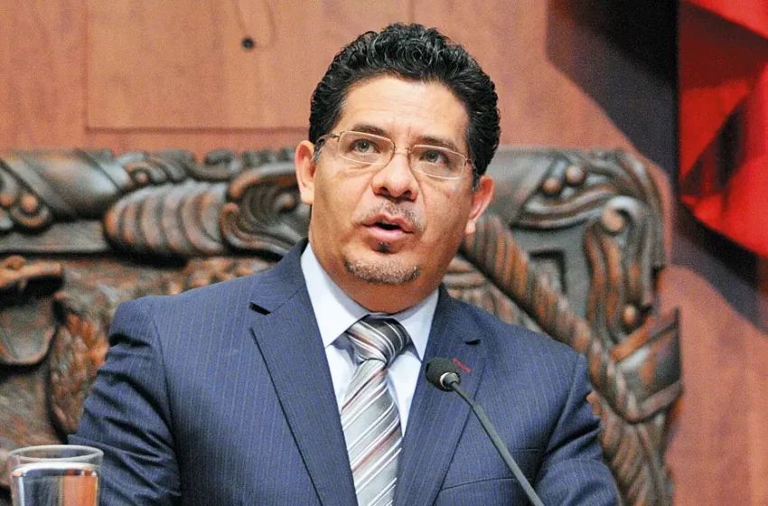Rabin se reúne con AMLO y entra a la carrera para asumir en Segob