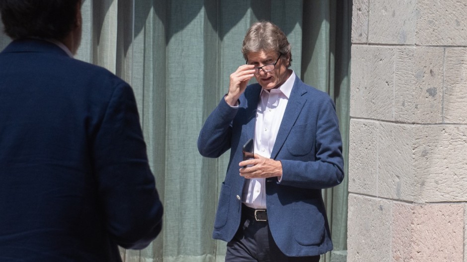 Paredes cree que Alito le junta las firmas a De la Madrid y que lo sostiene como "Plan B" en caso de que Xóchitl no ceda las pluris