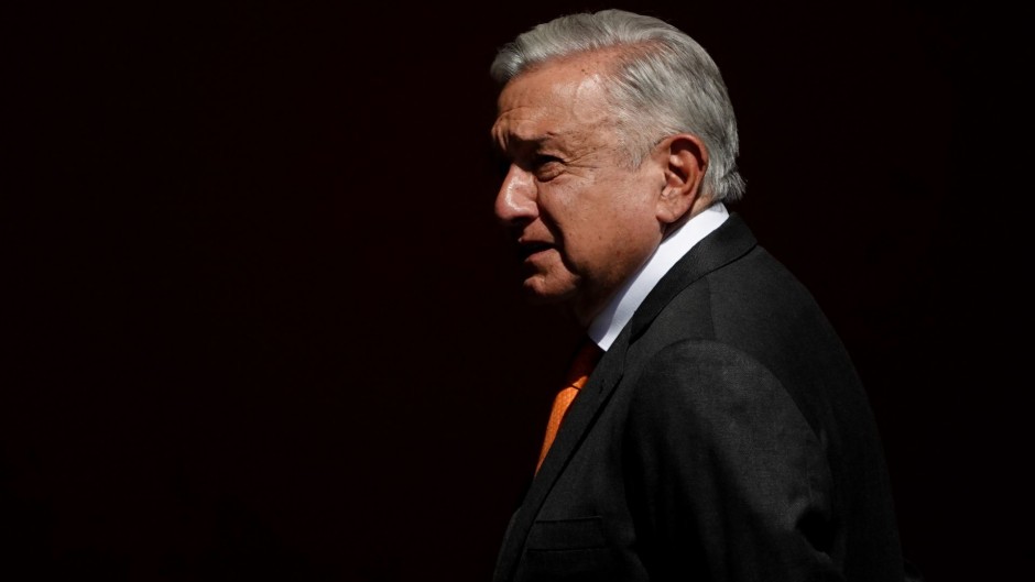 El presidente López Obrador durante el abanderamiento de la Delegación de los Juegos Centroamericanos.