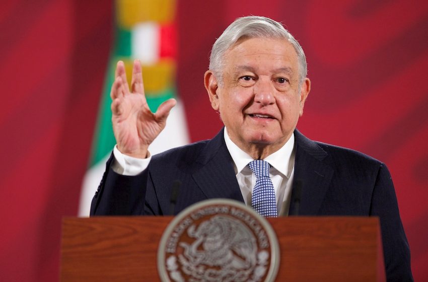 AMLO defendió a Pemex y acusa a las calificadoras de “falsarias y leguleyas”