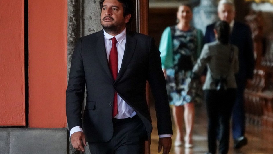 Alentado por Andy, May se va del Tren Maya para buscar candidatura en Tabasco: entregará dos tramos y el Ejército se adueña de la obra