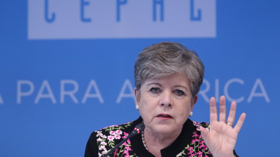 Bárcena critica a Texas por muro flotante sobre el Río Bravo