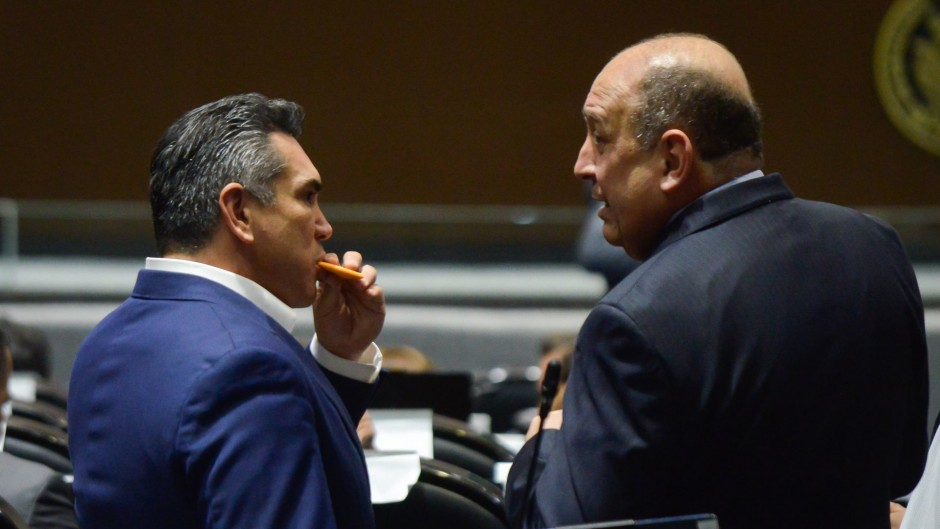 Los priistas Alejandro Moreno Cárdenas y Rubén Moreira.