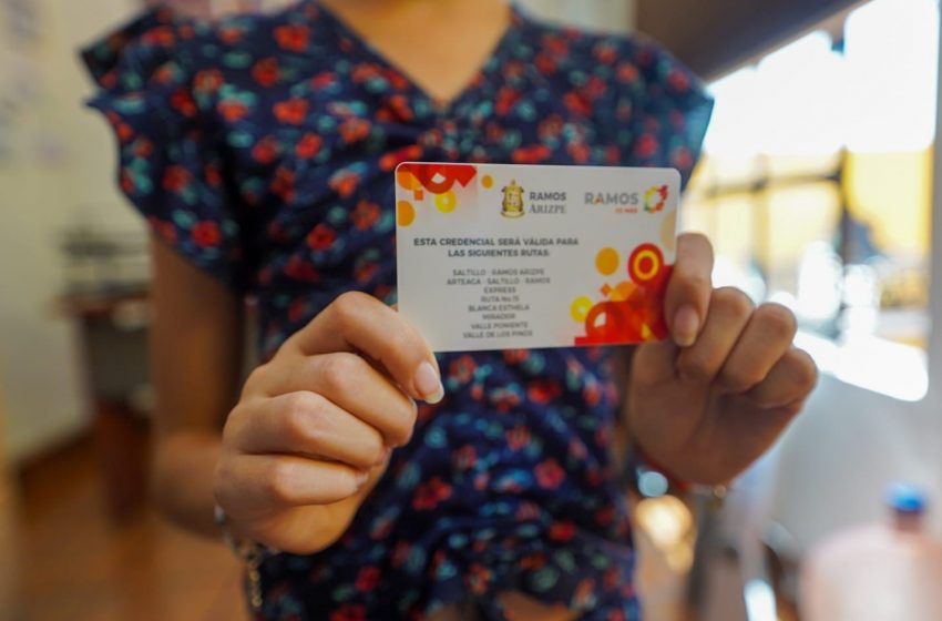 SIGUE ENTREGA DE CREDENCIALES DEL TRANSPORTE PARA ESTUDIANTES RAMOSARIZPENSES