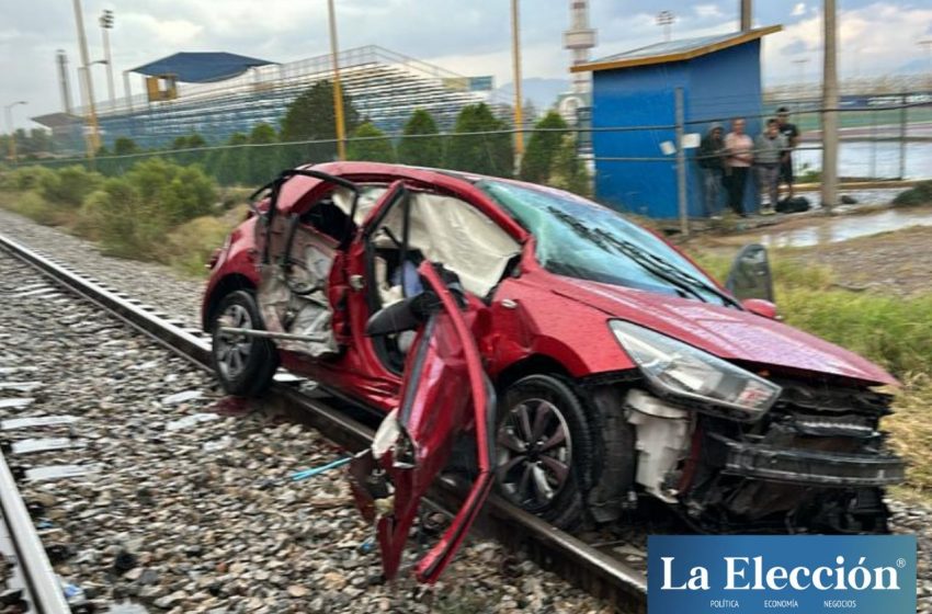 Muere venezolana en choque contra tren