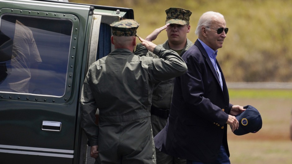 Biden le encomendó a un argentino que se ponga al frente del giro en su política migratoria