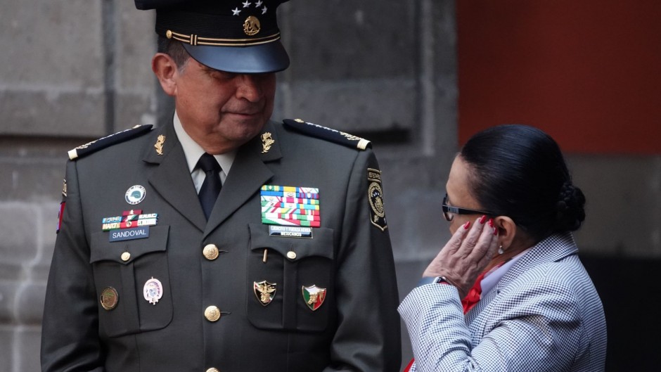 Los crímenes contra operadores electorales de Ebrard y Adán exponen a Rosa Icela y Bárcena frente a Washington