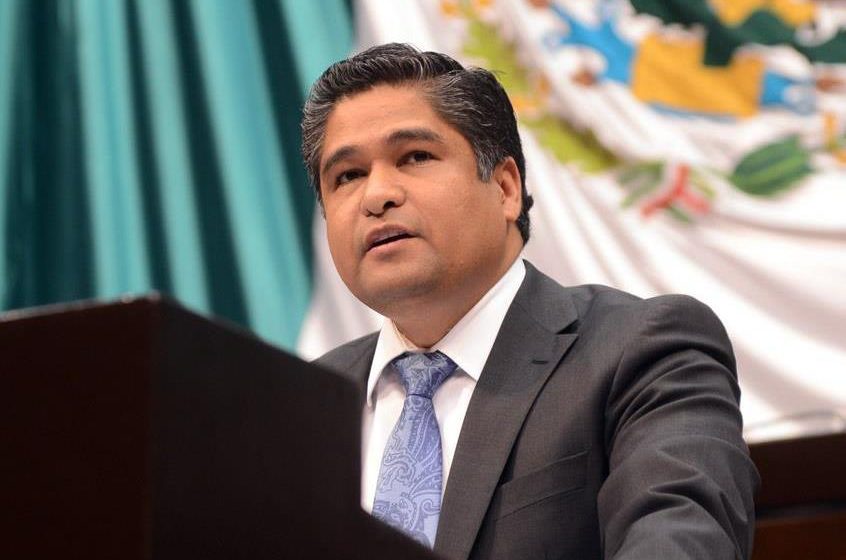  Víctor Fuentes alerta de daño a fondos estatales por reforma a Ley de Juegos