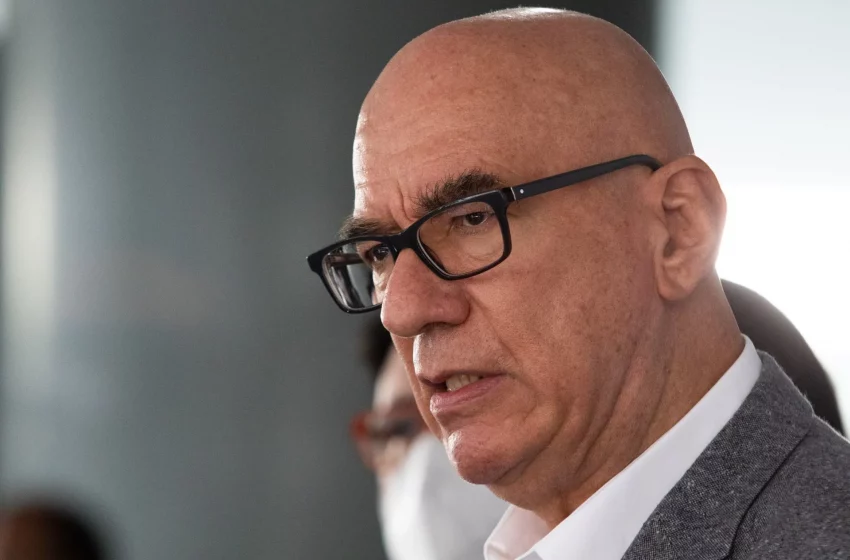  Dante ya estudia una posible oferta para que Ebrard participe en la interna de MC