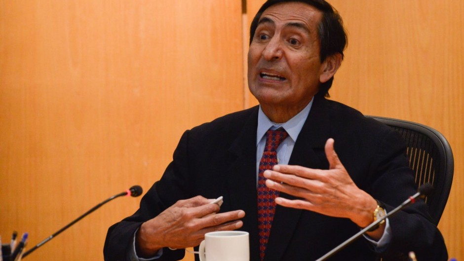 Rogelio Ramírez de la O, secretario de Hacienda. 