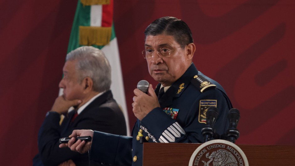 Presupuesto: Gobierno acelera recorte a estados pero no deja de incrementar gasto de Sedena