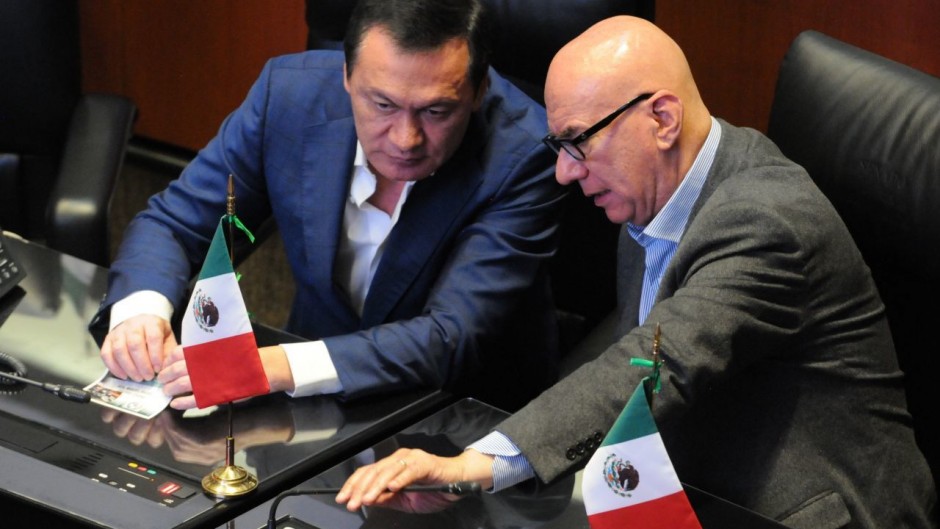 López Obrador alista pacto con Dante: los votos en el Senado para la vacante de la Corte a cambio de magistrados electorales
