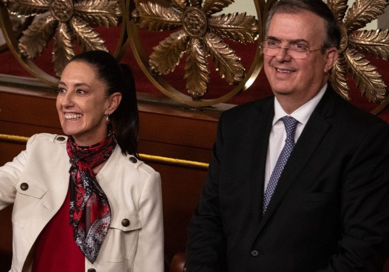 La aparición de Ebrard en el cierre de Sheinbaum molestó a los “Puros”: lo acusan por las filtraciones sobre los hijos de AMLO