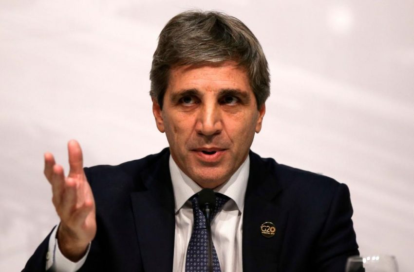  Caputo se reúne con el CEO del BTG Pactual para tratar de venderle el Banco Nación