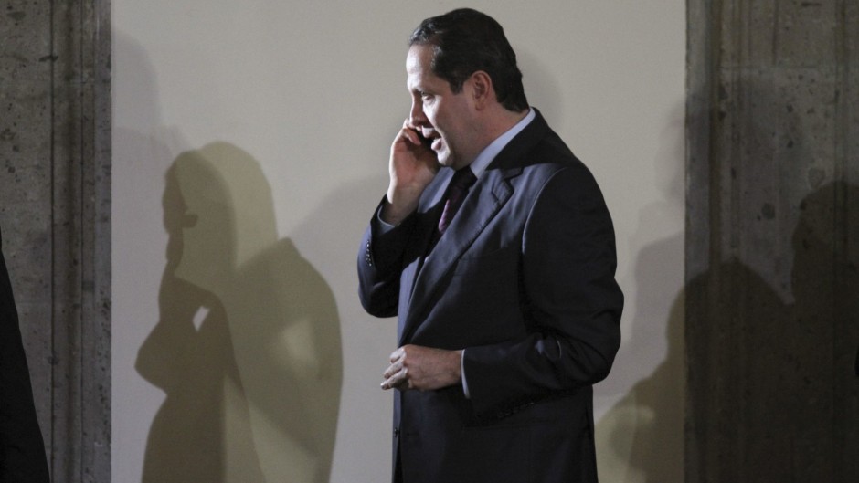 El senador Eruviel Ávila Villegas.