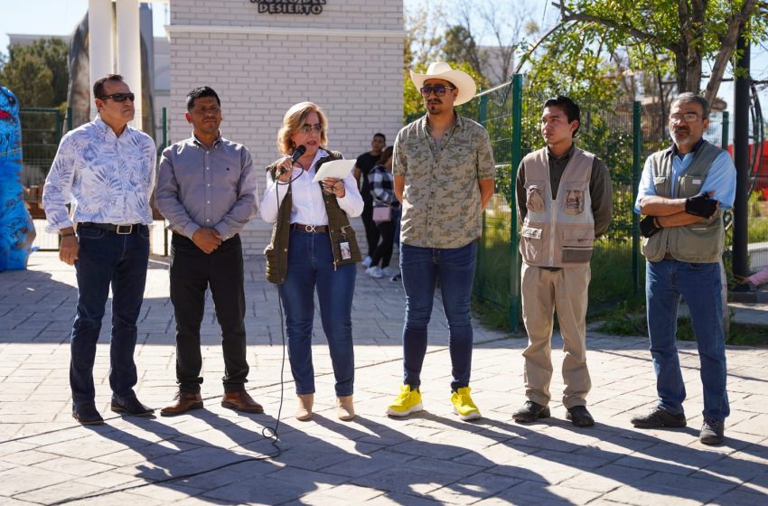 CIENTOS DISFRUTAN “EXPO DE AUTOS SAFARI” EN DINOLANDIA