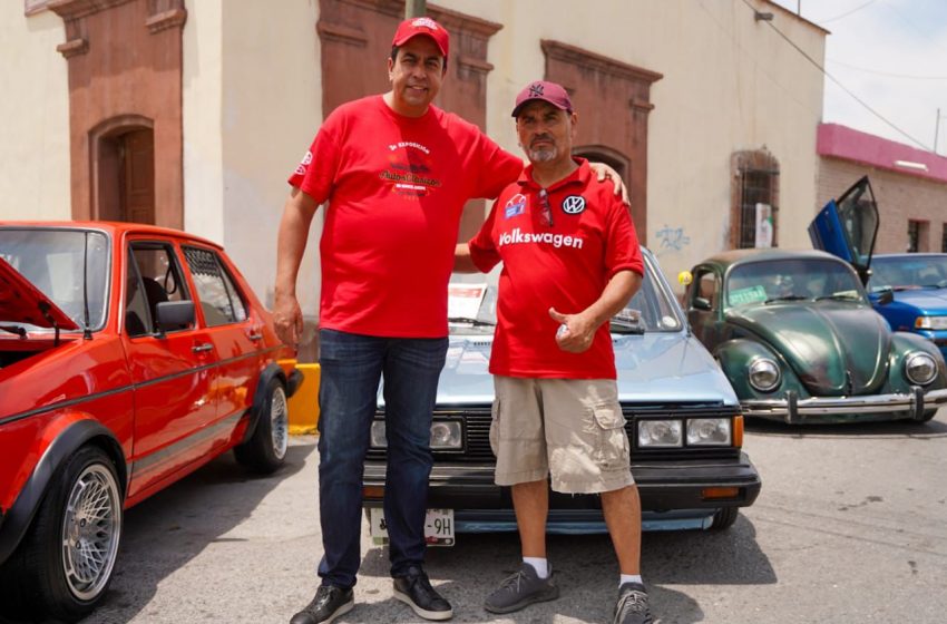 REALIZAN CON ÉXITO EXPO DE AUTOS CLÁSICOS EN RAMOS ARIZPE