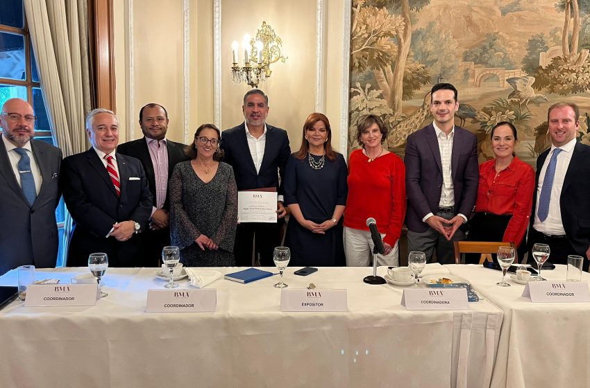 Colegios de abogados explican los riesgos a la democracia en México por reforma judicial