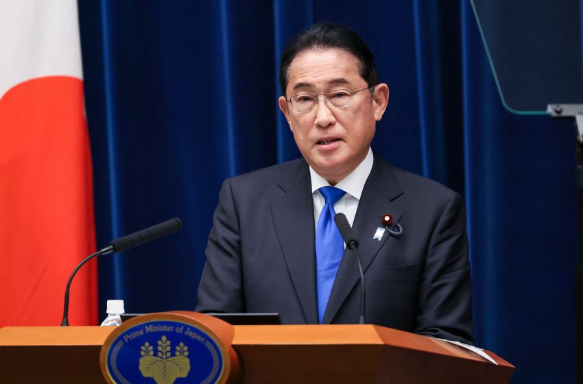  Fumio Kishida Primer Ministro de Japon, anuncia su salida en medio de escándalos