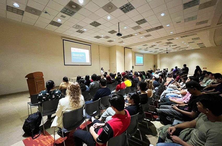  Amplían Conocimientos en la Facultad de Ciencias Biológicas de la UAdeC UT con la Conferencia “Biotecnología Alimentaria, Aplicaciones y Retos”  