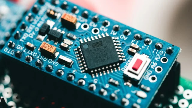 Alianza México-EE.UU. para impulsar la producción regional de semiconductores
