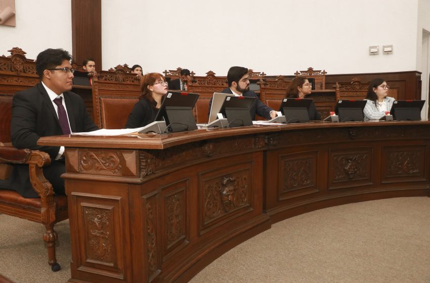  Realiza la UAdeC el Primer Simulador del Poder Legislativo del Semillero de Derecho Parlamentario en Coahuila
