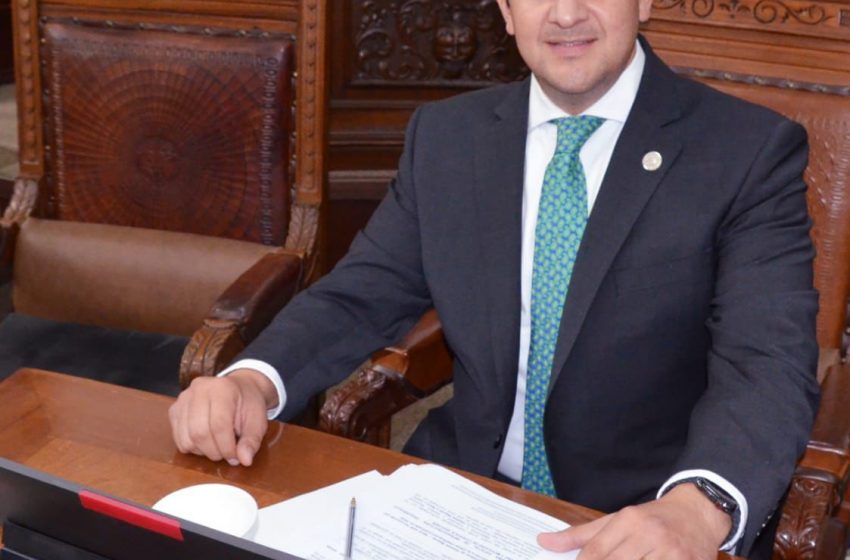 Cumplimiento a disposiciones en materia de protección y trato digno a los animales: Guillermo Ruiz