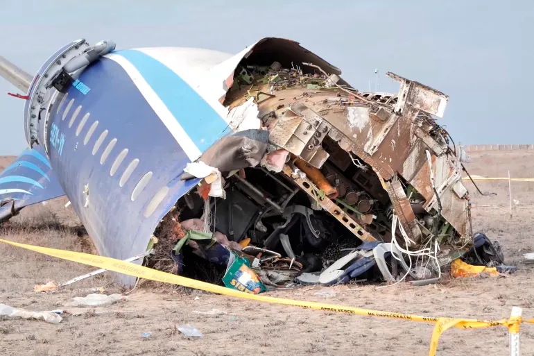  Gobierno azerbaiyano culpa a ataque ruso por derribo de avión civil.