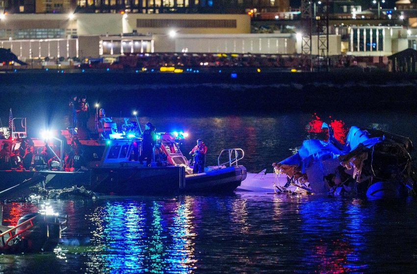  Sin sobrevivientes resultado del choque aéreo cerca de Washington