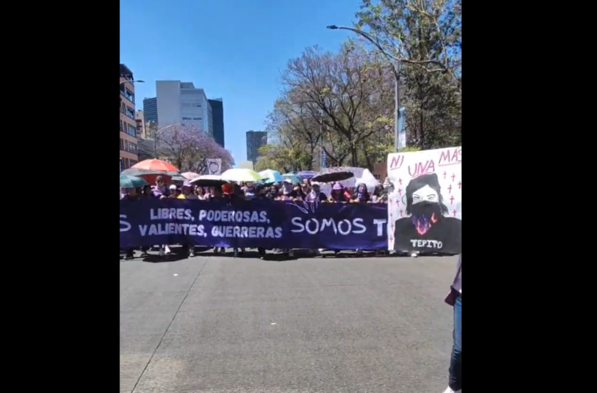 Miles de mujeres marchan en CDMX por el 8M bajo el lema “Claudia, no llegamos todas”