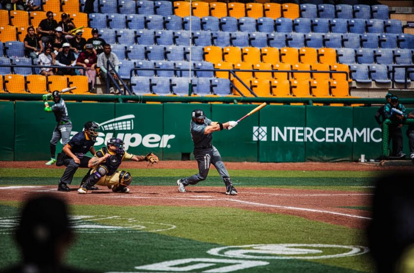 Dorados remontan y vencen 12-8 a Saraperos en el cierre de la serie