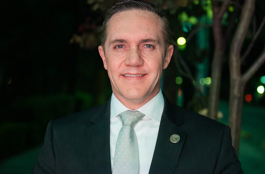  Pese a las críticas del ala más radical de Morena, Sheinbaum respaldó a Rubalcava por su presencia en el Metro.