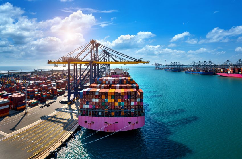 Exportaciones mexicanas crecen 5.8% en abril por incertidumbre arancelaria en EULa balanza comercial anticipa una posible desaceleración en consumo, inversión y producción industrial.