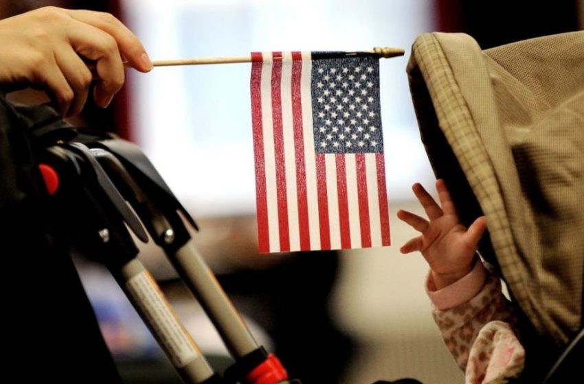  Orden de Trump contra la ciudadanía por nacimiento podría afectar a 255 mil bebés cada año