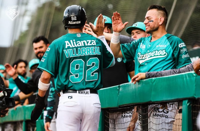  Triunfo aplastante de los Saraperos de Saltillo sobre los Pericos de Puebla