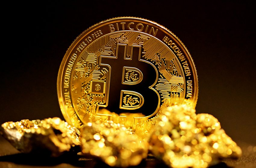 El bitcoin continúa en alza y supera los 107,000 dólares por unidad