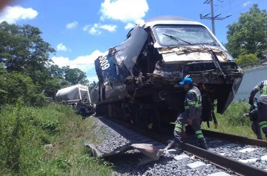 Accidente entre el Tren Interoceánico y un tráiler en Tabasco: Sin reporte de víctimas graves