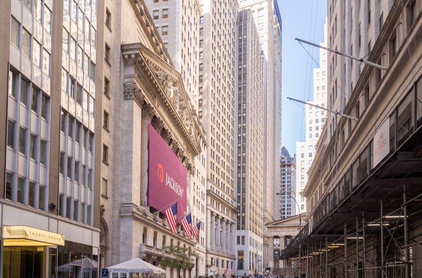 Wall Street cierra con ganancias tras un sólido reporte laboral de Estados Unidos
