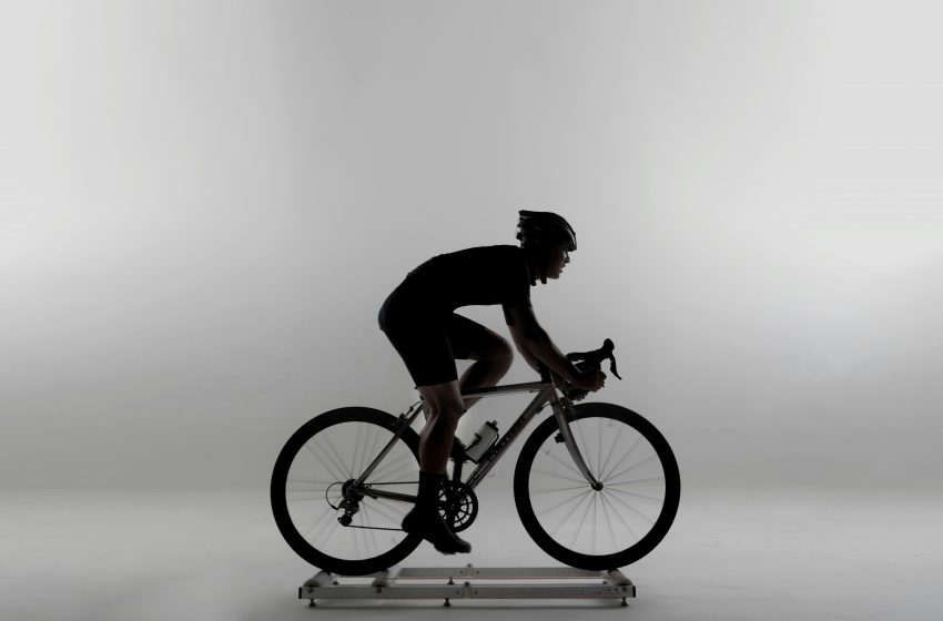  “Isaac Del Toro: Ascenso en el ranking y triunfos en el ciclismo de élite”