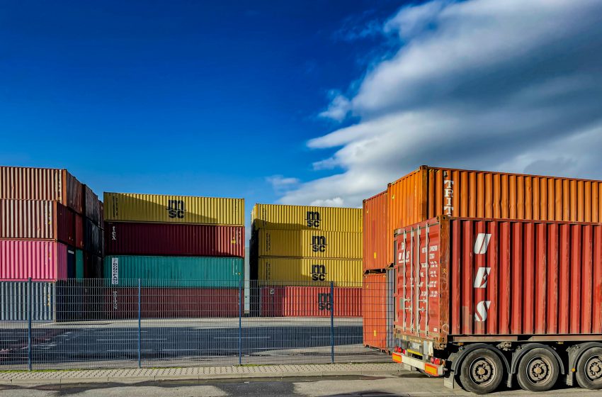 Exportaciones de México a Estados Unidos aceleran crecimiento a 8.2% en julio
